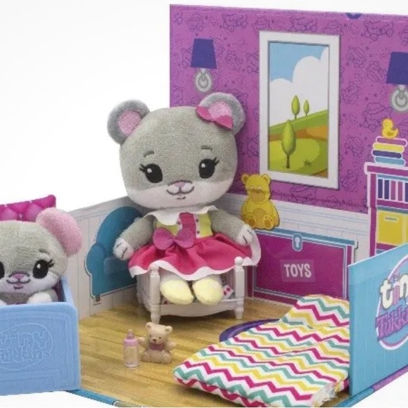 Tiny Tukkins Naptime Nursery Mouse - Picture 5 of 5